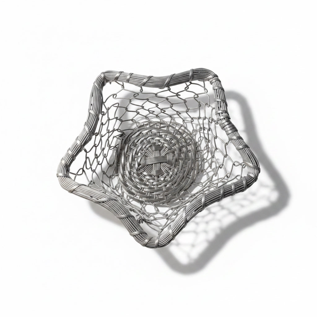 Star Shaped Silver Tone Woven Wire Basket